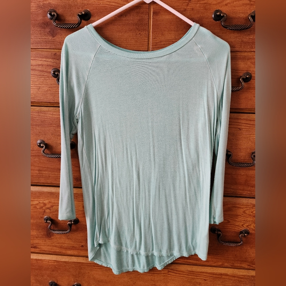 American Eagle Outfitters Light Green Long Sleeve Top